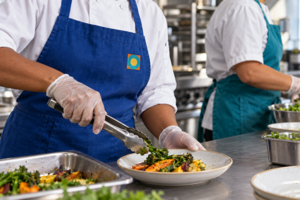 AUDIENCE-Food-Service-Staff-600×400 Foos Service Staff